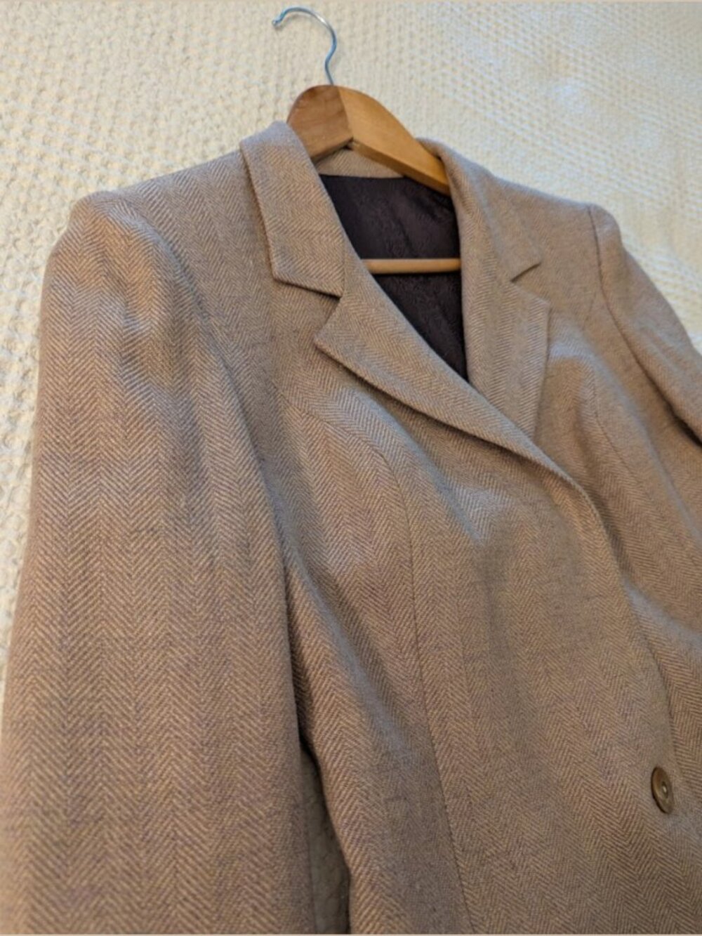 Beige Wool Herringbone Blazer - Picture 2 of 9